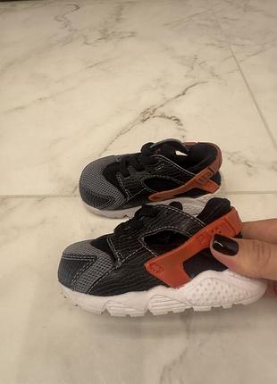 Кросiвки nike