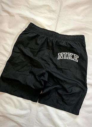 Нейлоновые шорты с большим лого nike nylon shorts black