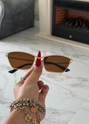 Сонцезахисні окуляри saint laurent