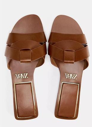 Брендові шльопанці zara