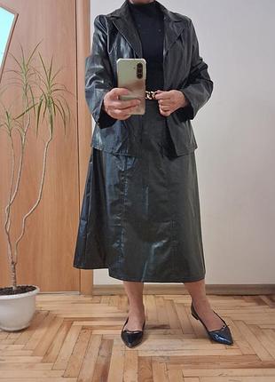 Shein модний стильний костюм під шкіру, спідниця і жакет- кардиган розмір 14-16