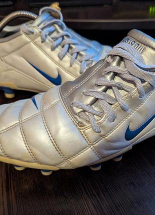 Вінтажні футбольні бутси nike air zoom total 90 iii fg (2005)