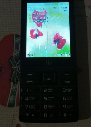 Продам телефон fiy ts112