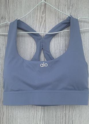 Спортивний оригінальний топ-бра від відомого американського бренду alo yoga.
