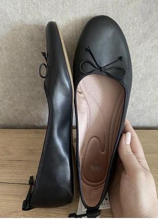 Zara новые верные очень мягкие туфли балетки 41 р