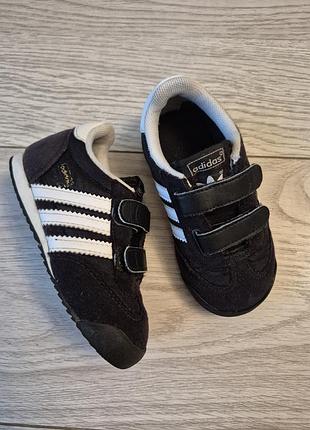 Детские кроссовки, кеды adidas 22