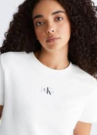 Біла футболка ck calvin klein jeans