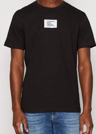Футболка calvin klein jeans small center box tee