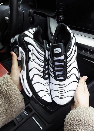 Чоловічі кросівки nike air max tn plus білі з чорним