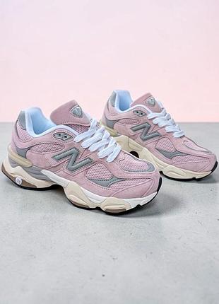 Жіночі кросівки new balance 9060 рожеві