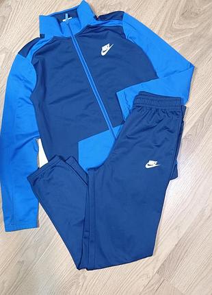 Спортивный костюм на парня подростка nike