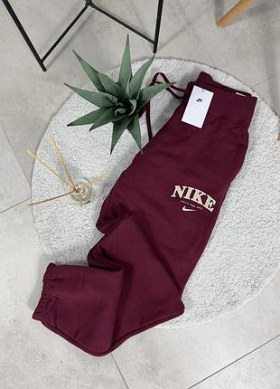 Спортивні штани від nike