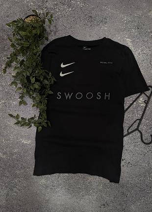 Футболка nike swoosh big logo