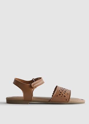 Босоніжки дитячі primark