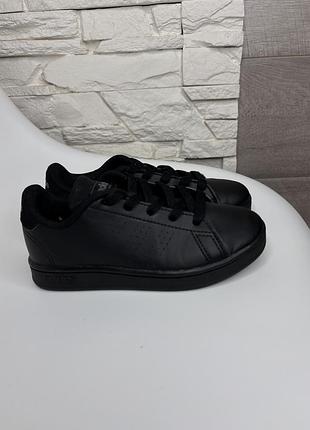 Оригінальні дитячі кеди кросівки adidas 30р(19 см)