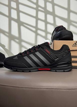 Adidas terrex 23 black red