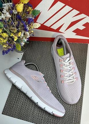 Оригінальні кросівки skechers new