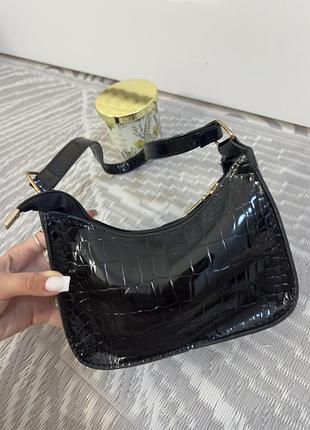 Сумка лакова багет