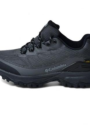 Columbia goretex gray black 43