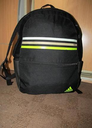 Рюкзак adidas, приблизно 22 л, 2023 г.