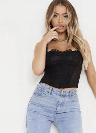 Вишуканий мереживний топ-корсет prettylittlething
