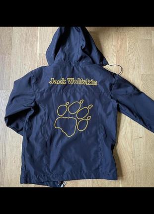 Куртка jack wolfskin 3 в 1 р.140