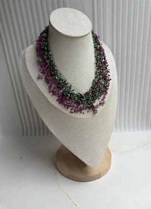 Коротке кольє з бісеру
