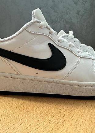 Кросівки nike
