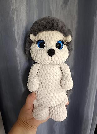 Мягкая игрушка ёжик связана крючком