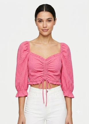 ​рожевий кроп-топ bershka з драпуванням та рукавами-ліхтариками ✨