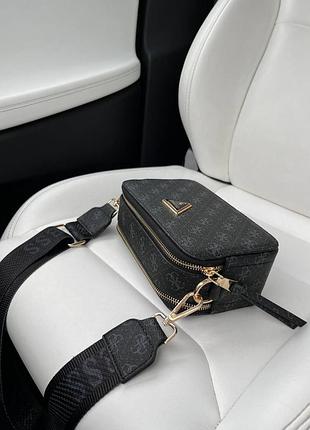 Сумка guess zippy snapshot