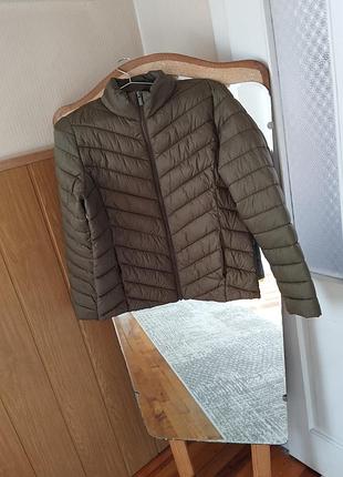 Куртка женская primark 48p.