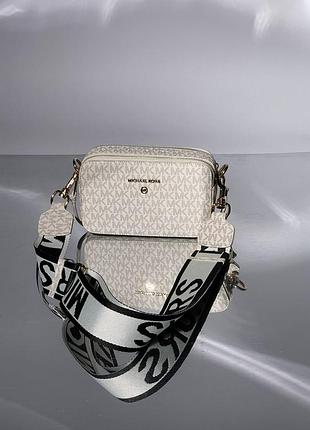 Сумка michael kors snapshot кремовая
