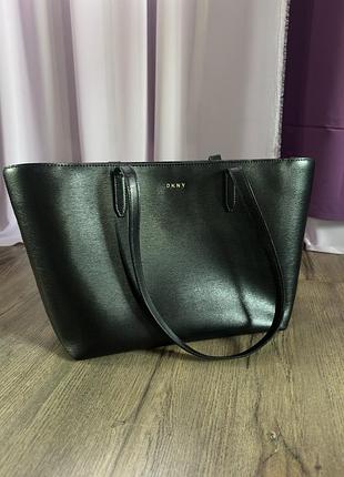 Шкіряна сумка dkny
