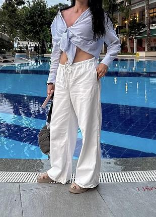 Білі штани wide leg