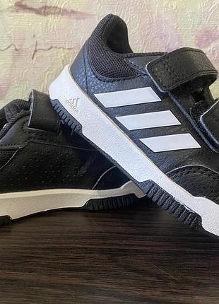 Кросівки adidas