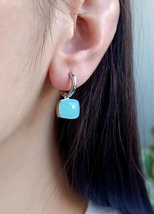 Срібні сережки зі вставкою з ювелірного скла бірюзового кольору ear-pomell-г