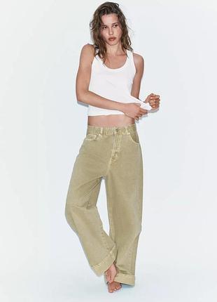 Оливковые джинсы baggy с подшитым низом zara