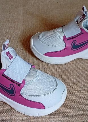Кросівки nike flex runner 3  розмір 22  14 см