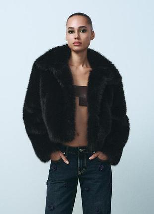 Шуба чорна zara