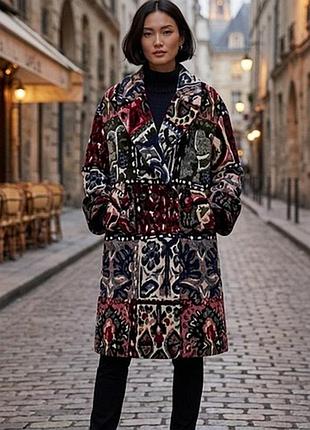 Оригінальне пальто zara