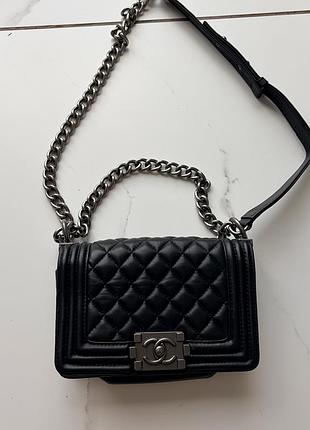 Оригінал chanel boy old medium