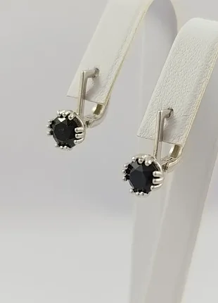 Серьги серебряные с сапфиром стр1000/5-сф