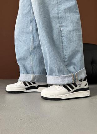 Кроссовки женские adidas forum low white/black