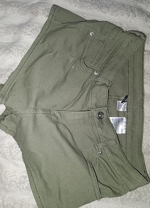 Новые h&amp;m divided шорты, цвета хаки