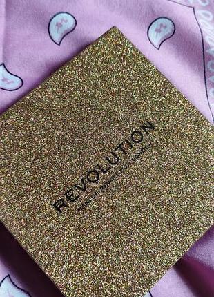 Revolution euphoric foils (відтінок sparkle up).