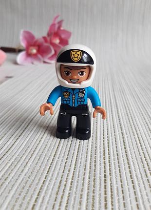 Фігурка поліцейського lego duplo (оригінал)