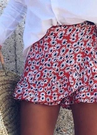 Шорты-юбка с запахом zara