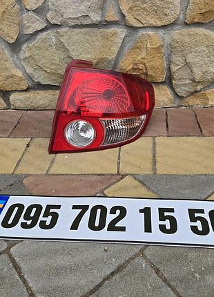 Задній ліхтар стоп правий з платою hyundai getz ,хюндай 02-05р