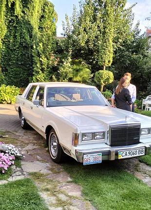 Linkoln tawn car 1988 прокат авто на торжественности. 2